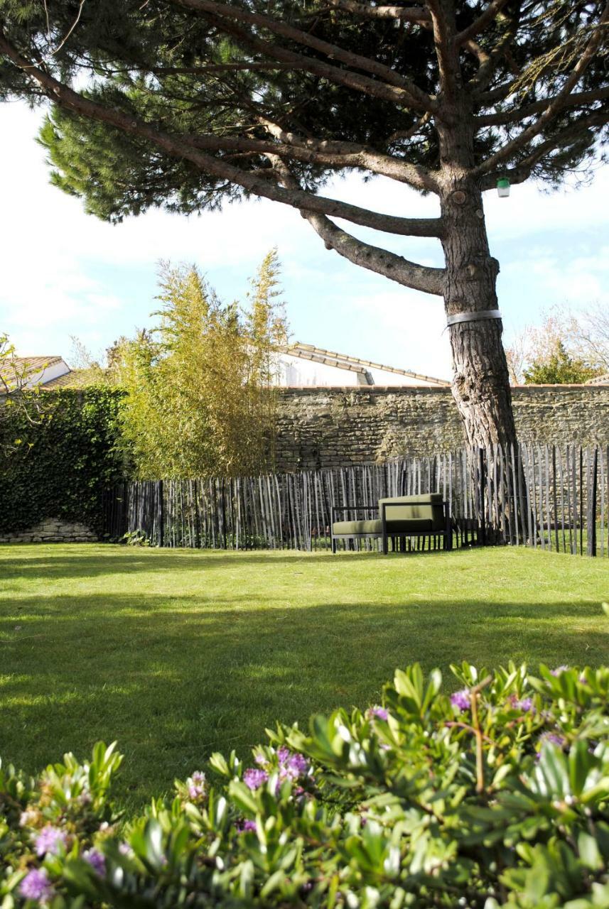 Le Clos Saint-Martin Hotel & Spa Zewnętrze zdjęcie